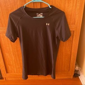 Under Armour | Heat Gear Black Fitted Shirt - Size Small